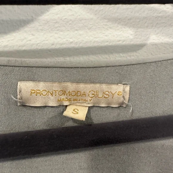 Italian made 100% silk light grey tunic/blouse w lace trim S - Picture 5 of 6